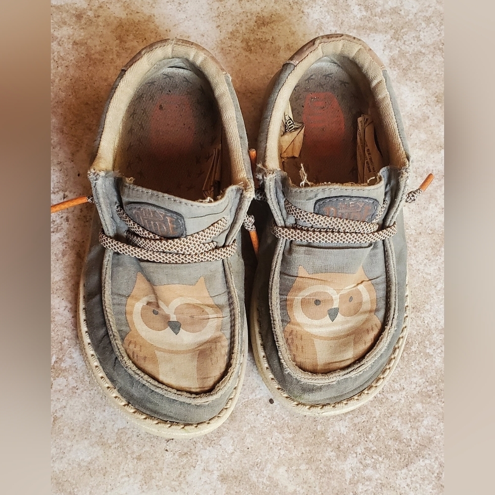 Hey Dudes Toddler Owl Shoes Size 9